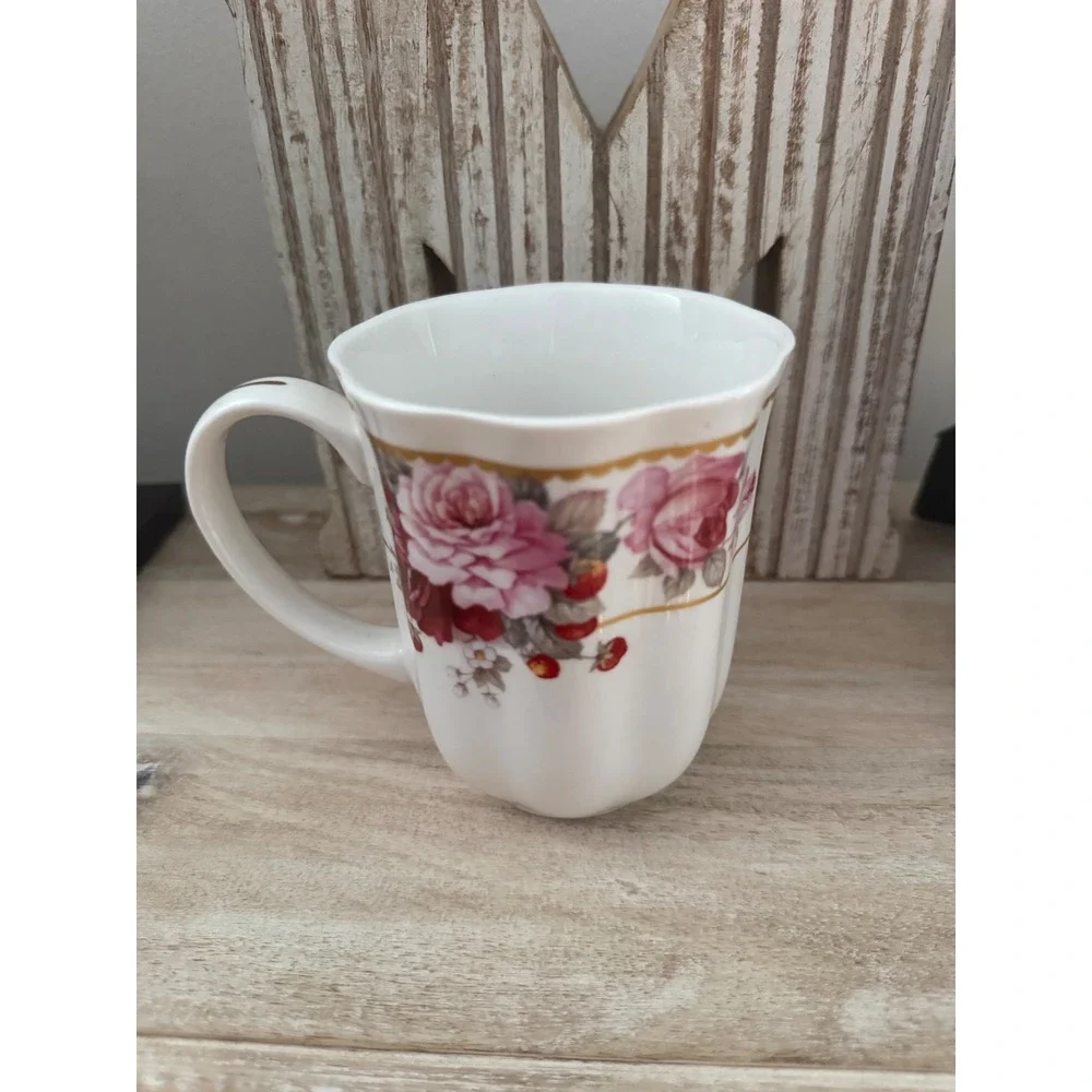 Grace's Teaware Floral Rose Coffee Mug Gold Trim Scalloped Rim